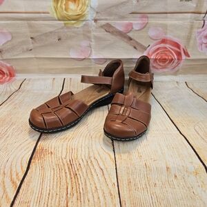 Clarks Brown Leather Sandals
